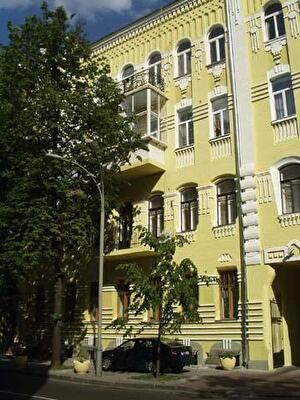 Киев, Шелковичная ул., 3