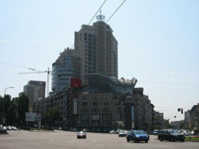 Тараса Шевченко бул., 33