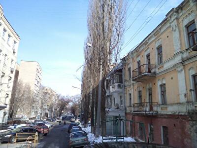 Киев, Цимлянский пер., 3