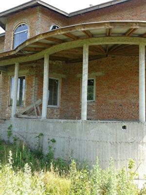 Обуховский район, с. Старые Безрадичи, Набережная ул., 70