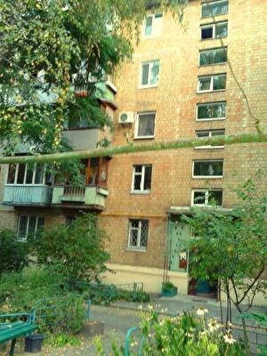 Киев, Ломоносова ул., 31