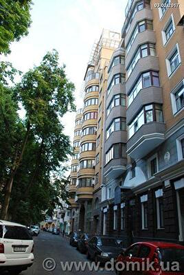 Кропивницкого ул., 8
