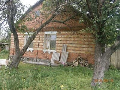 Бородянский район, пгт Бабинцы, 1 Мая ул., 8