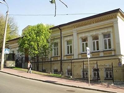 Круглоуниверситетская ул., 10