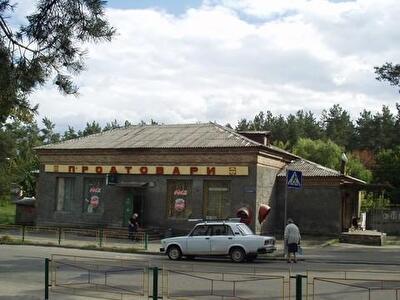 Київ, Дніпроводська вул., 8