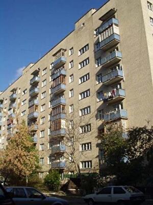 Дегтярівська вул., 26Б