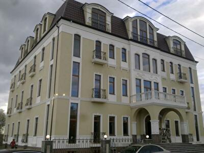 Киев, Никифора Дровняка ул., 7