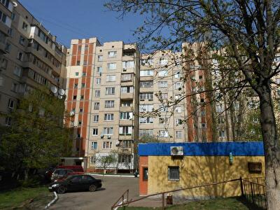 Героев Космоса ул., 19