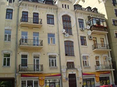 Киев, Бульварно-Кудрявская ул., 38