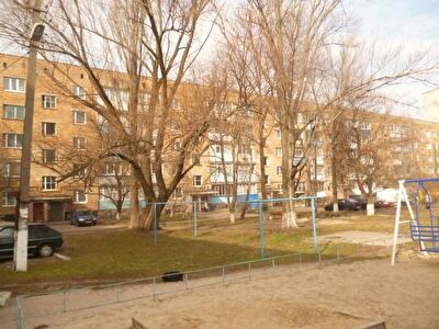 Бориспольский район, г. Борисполь, Февральская ул., 16