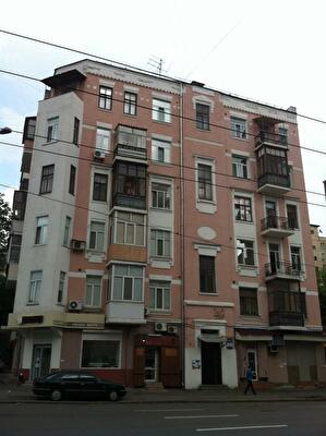 Владимира Антоновича ул., 93
