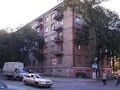 Киев, Копыловская ул., 17/19