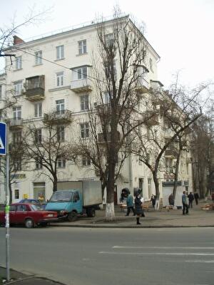 Гарматна вул., 33/1