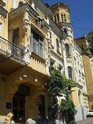 Тараса Шевченко бул., 36А