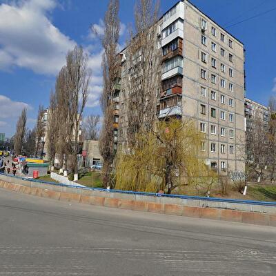 Гната Юры ул., 15