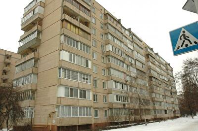 Киев, Якуба Коласа ул., 23