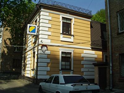 Михайла Брайчевського вул., 12А