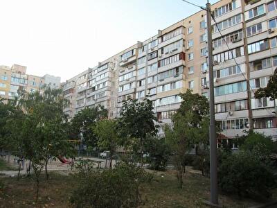 Героев Днепра ул., 62