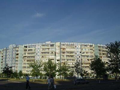 Каштанова вул., 8А