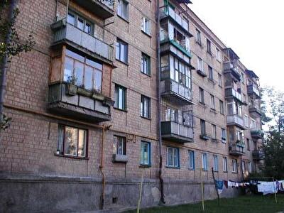 Академика Грекова ул., 18