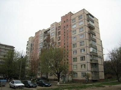 Киев, Васильковская ул., 40А