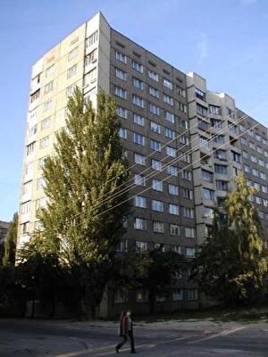 Киев, Якуба Коласа ул., 12