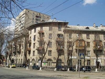 Донецкая ул., 8/10