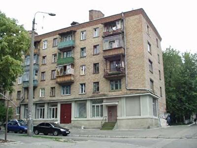 Киев, Васильковская ул., 25/17
