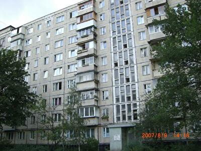 Киев, Дарницкий бул., 4