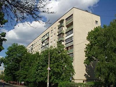 Андрея Головко ул., 25