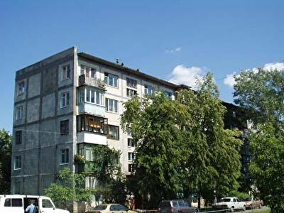 Миропільська вул., 27/16