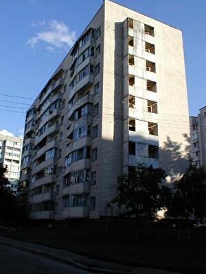 Киев, Захаровская ул., 3