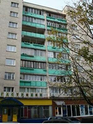 Олекси Тихого вул., 49