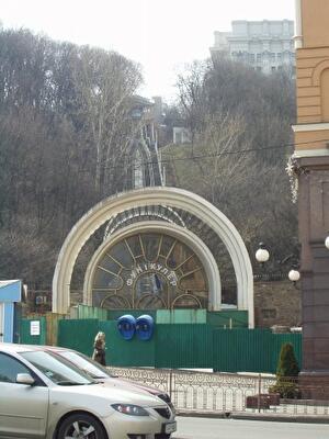 Киев, Петра Сагайдачного ул., 3
