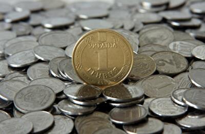 Как изменится жизнь украинцев до лета: прогнозы экономистов