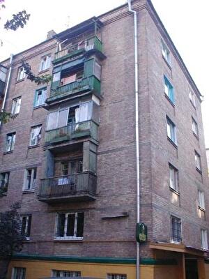 Олент Теліги вул., 21А