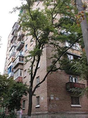 Олент Теліги вул., 35Д