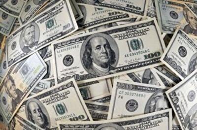 Почему стал расти курс доллара и закрываются обменники