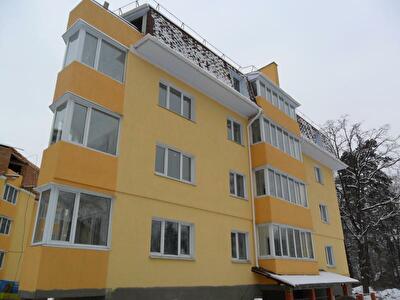 Бучанський район, м. Ірпінь, Українська вул., 2