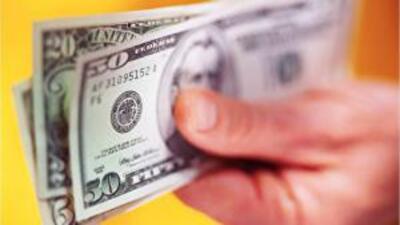 Банкиры: курс доллара подскочил и продолжит расти дальше