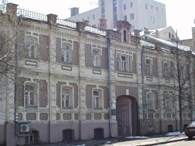 Оболонская ул., 4