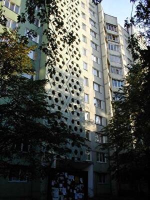 Гната Юры ул., 10