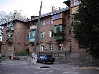 Киев, Копыловская ул., 67 К12