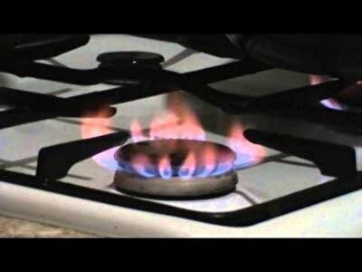 Украинцы жалуются на красный газ в конфорках