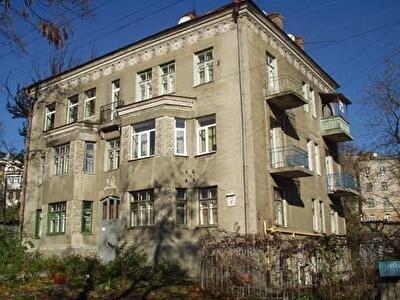 Киев, Тропинина ул., 3В