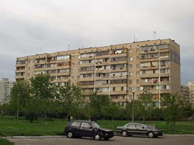 Киев, Теодора Драйзера ул., 32