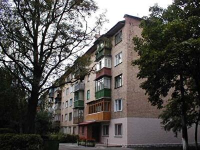 Серпова вул., 1