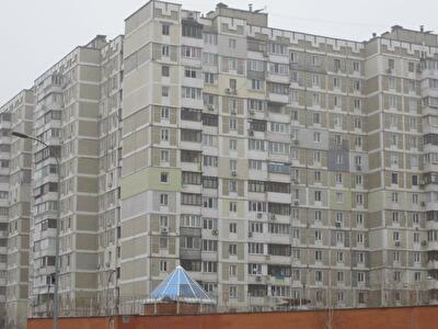 Київ, Срібнокільська вул., 14