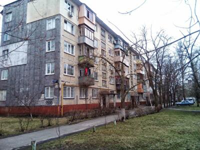 Киев, Петра Запорожца ул., 18