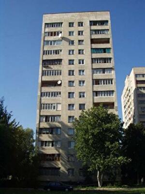 Леся Курбаса просп., 3